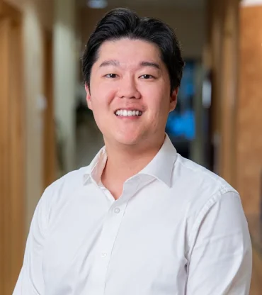 Dr. Eugene Ro